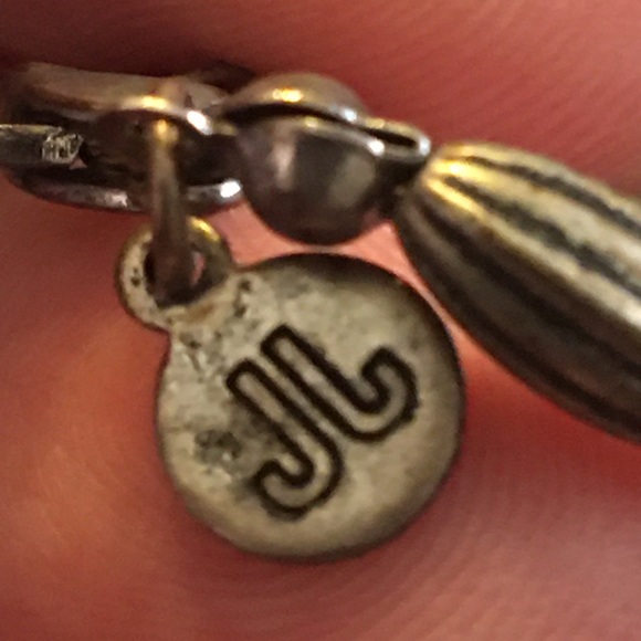 Animal print theme multi material bead necklace - Picture 8 of 8